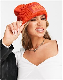 Оранжевая шапка бини с нашивкой логотипом Helly hansen