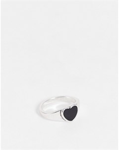 Серебристое кольцо печатка с ониксом в виде сердечка Designb london
