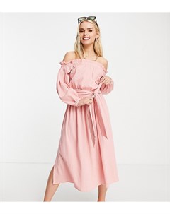 Нежно розовое пляжное платье макси из жатой ткани со спущенными плечами ASOS DESIGN Petite Asos petite