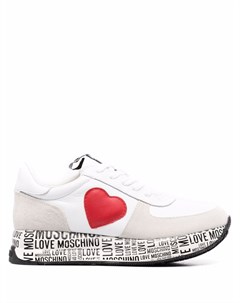 Кроссовки на платформе с нашивкой Love moschino