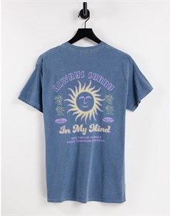 Синяя окрашенная футболка с принтом always sunny New look