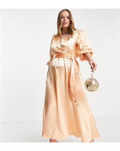 Атласное платье макси абрикосового цвета с запахом спереди Bridesmaid Vila curve