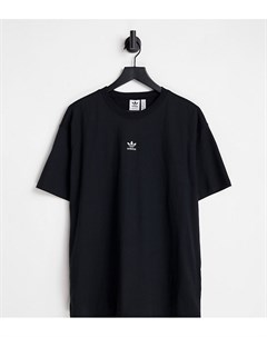 Черная футболка с логотипом в центре груди Plus Essentials Adidas originals