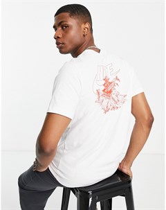 Белая футболка с красным рисунком на спине Nike
