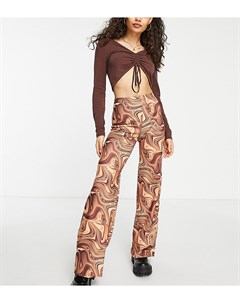Расклешенные брюки от комплекта с мраморным принтом коричневого цвета Missguided petite