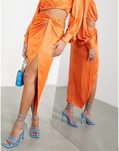 Атласная юбка миди ярко оранжевого цвета с разрезом и узлом спереди Asos edition
