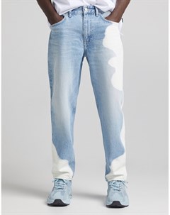 Голубые джинсы с выбеленными пятнами в стиле 90 х Bershka