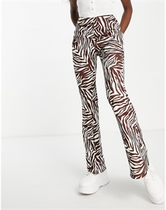 Коричневые расклешенные брюки с зебровым принтом New look