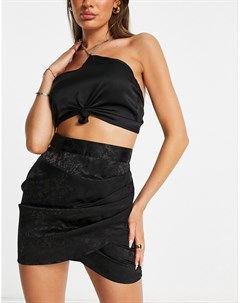 Черная атласная мини юбка с драпировкой от комплекта Unique21