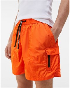 Оранжевые шорты для плавания с накладными карманами в складку Bershka