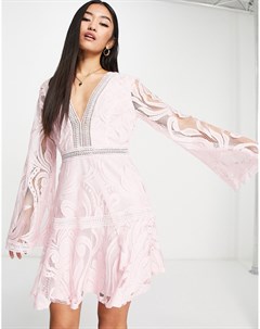 Кружевное платье мини розового цвета с расклешенными рукавами Love triangle