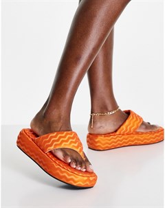 Массивные оранжевые сандалии с перемычкой между пальцами Francesca Asos design