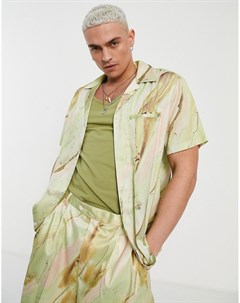 Свободная атласная рубашка с отложным воротником и зеленым мраморным принтом от комплекта Asos design