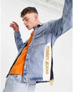 Голубая джинсовая куртка рубашка в рабочем стиле с контрастными вставками и логотипом сбоку Tommy jeans