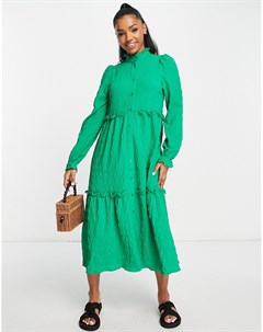 Ярко зеленое ярусное платье миди из переработанного полиэстера с присборенной юбкой Monki