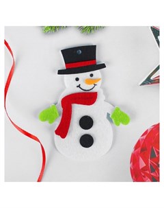 Набор для творчества создай ёлочное украшение из фетра Снеговичок в красном шарфике Nnb