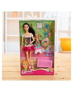 Кукла модель Молодая мама с ребёнком и аксессуарами Кнр игрушки