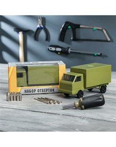 Набор инструментов в грузовике Nobrand