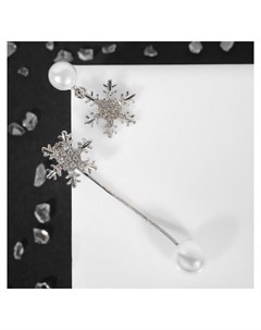 Серьги с жемчугом Снежинка асимметрия цвет белый в серебре Nnb