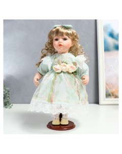 Кукла коллекционная керамика Джудит в нежно мятном платье с цветочками 30 см Nnb