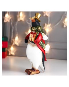 Сувенир полистоун Пингвин в красном фраке в цилиндре с подарком 27 5х10 5х9 5 см Nnb
