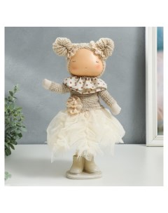 Кукла интерьерная Малышка в бежевом наряде юбка из сетки 33х15х18 5 см Nnb