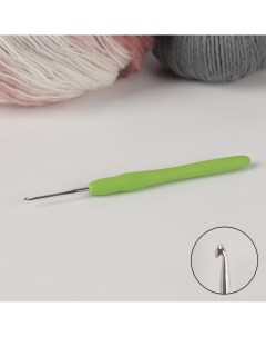 Крючок для вязания с силиконовой ручкой d 2 мм 14 см цвет зелёный Арт узор