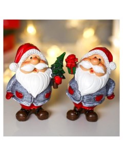 Сувенир полистоун Дед мороз в серой кафтане в колпаке шапке с подарком 9 5х7х4 8 см Nnb