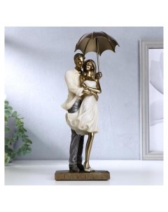 Сувенир полистоун романтика Прогулка под зонтом беж 30 5х9х11 см Nnb