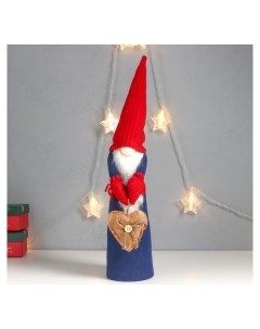 Кукла интерьерная Дед мороз в синем кафтане красном колпаке с сердцем 47х14х11 см Nnb