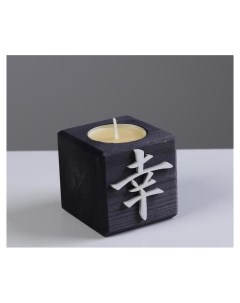Свеча в деревянном подсвечнике Куб иероглифы удача эбен аромат манго Nnb