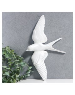 Сувенир полистоун настенный декор Птица парит белый 18х30 см Nnb
