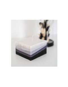 Свеча в серо фиолетовой гамме белый 10x8x10 см Wowbotanica