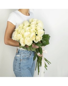 Букет из высоких белых роз Эквадор 35 шт 70 см Л'этуаль flowers