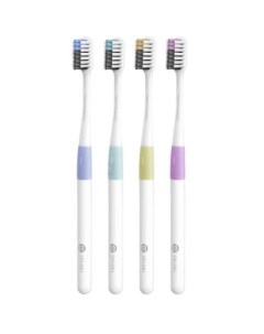 Набор зубных щеток Bass Toothbrush Classic with Travel Package 4 Pieces Dr.bei