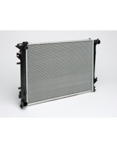 Радиатор охлаждения для автомобилей Sonata 05 MT Luzar