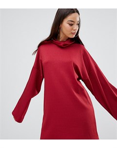 Темно красное oversize платье в рубчик с высоким воротом Prettylittlething