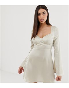 Атласное приталенное платье мини кремового цвета Prettylittlething