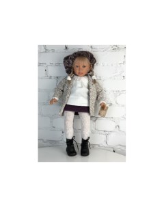 Кукла Сесилия в серой куртке и вязаном берете 55 см Lamagik s.l.