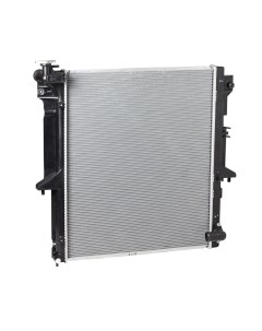 Радиатор охлаждения для автомобилей L200 06 2 5TD MT Luzar