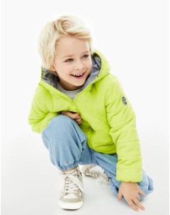 Салатовая утеплённая куртка с надписями и патчем для мальчика Gloria jeans