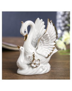 Сувенир керамика Белая лебедь с малышом 10 5х9х4 5 см Nnb