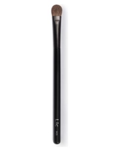 Кисть для нанесения теней на верхнее веко плоская косметическая Makeup Artist Brush P03 Lic