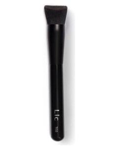 Кисть для тона и коррекции косметическая Makeup Artist Brush T02 Lic