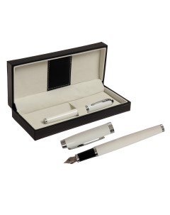 Ручка подарочная перьевая в кожзам футляре корпус белый с серебром Calligrata
