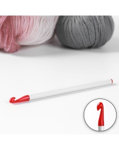 Крючок для вязания d 7 мм 16 см цвет белый красный Арт узор
