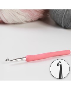 Крючок для вязания с пластиковой ручкой d 6 мм 14 см цвет розовый Арт узор