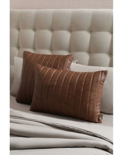 Декоративная подушка из экокожи Kersten