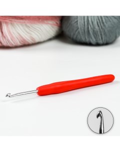 Крючок для вязания с силиконовой ручкой d 4 5 мм 14 см цвет красный Арт узор