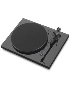 Проигрыватель виниловых дисков Debut III DC OM5e черный лак Pro-ject